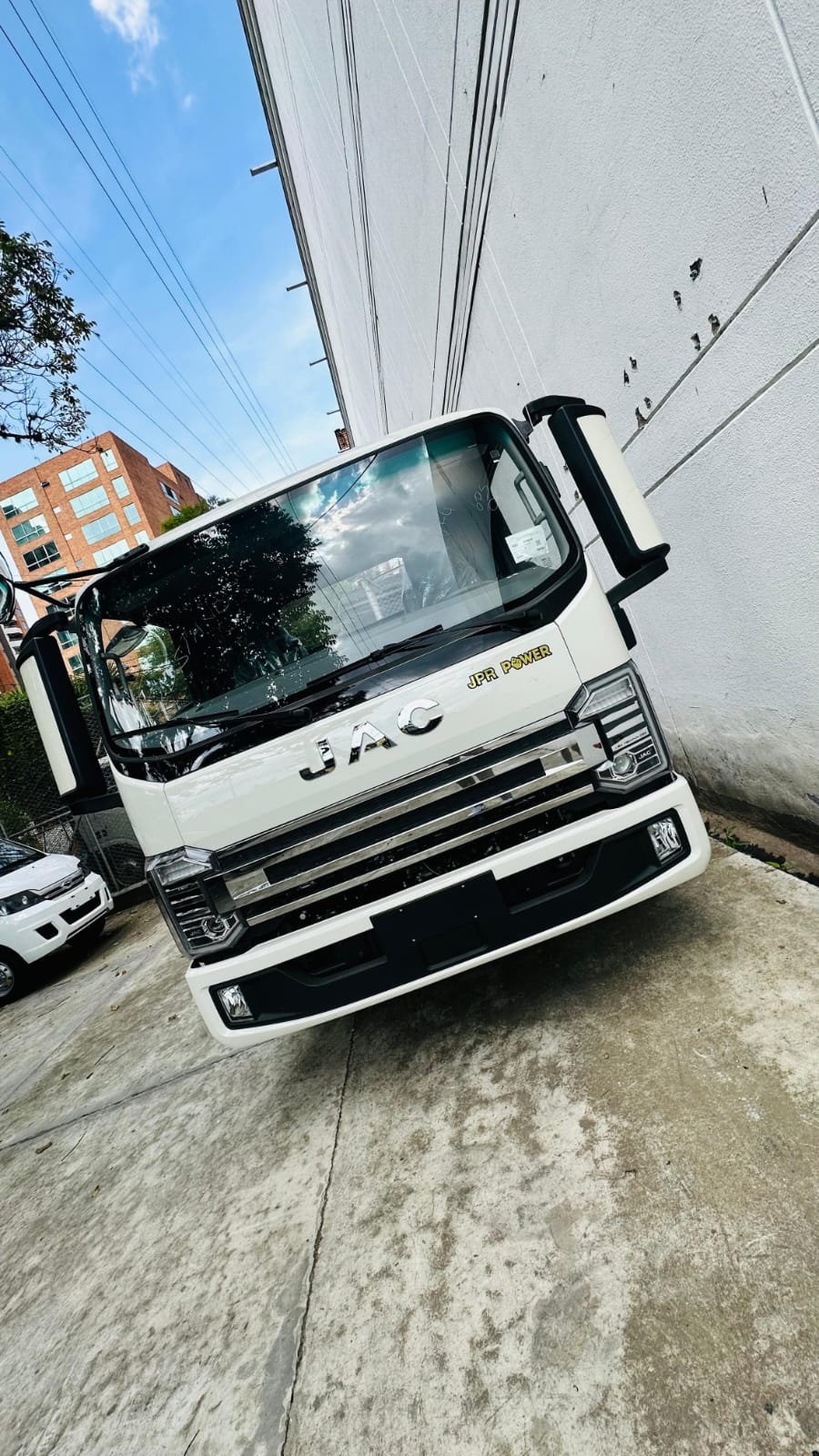 JAC JPR