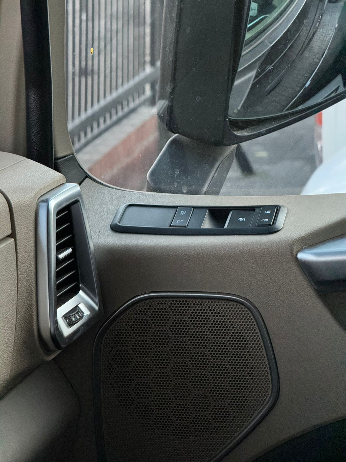 JAC K7
