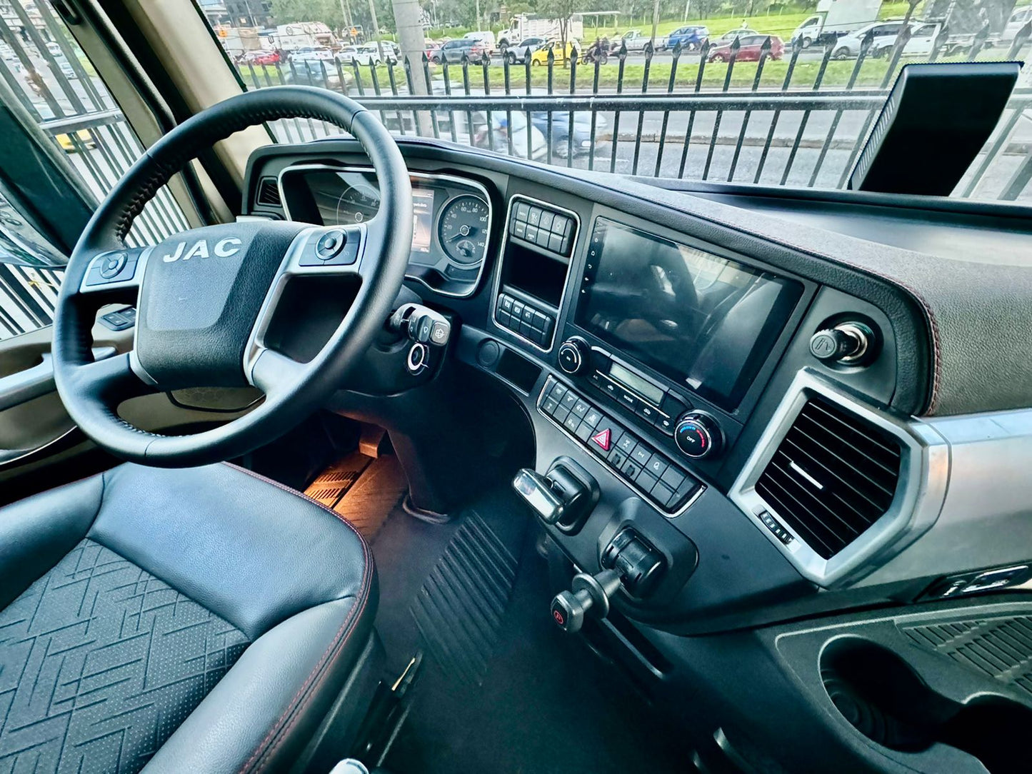 JAC K7