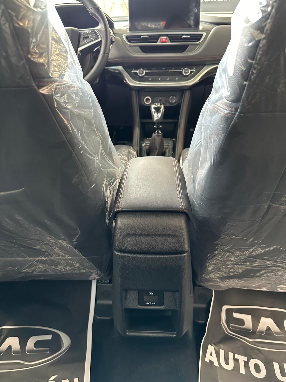 JAC SUV JS3