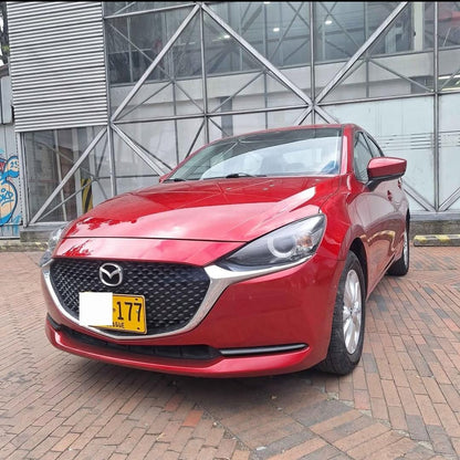 MAZDA 2 SEDAN TOURING AUTOMATICO 2021