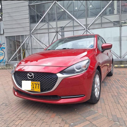 MAZDA 2 SEDAN TOURING AUTOMATICO 2021