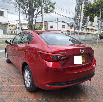 MAZDA 2 SEDAN TOURING AUTOMATICO 2021
