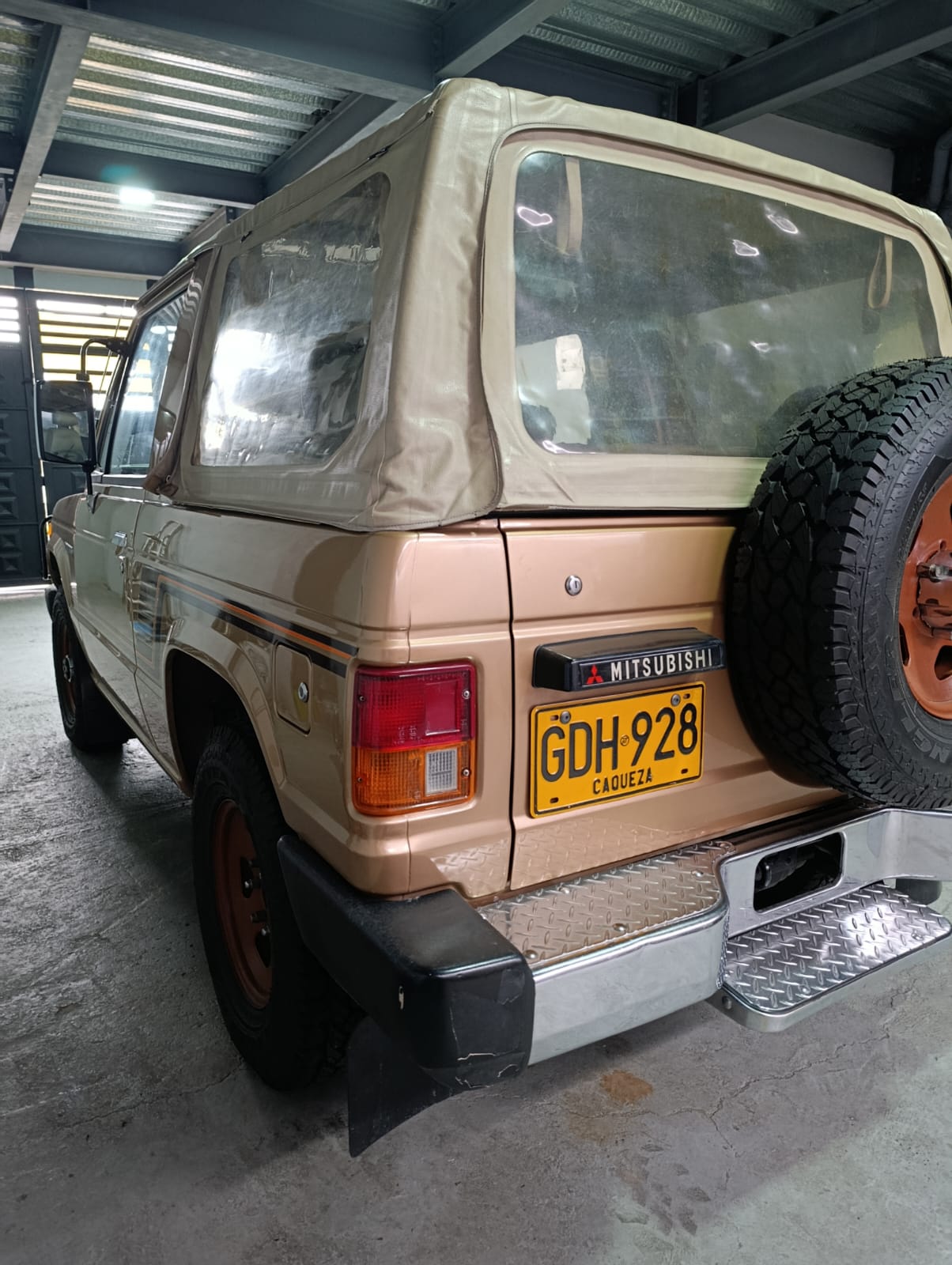 Mitsubishi Montero pajero